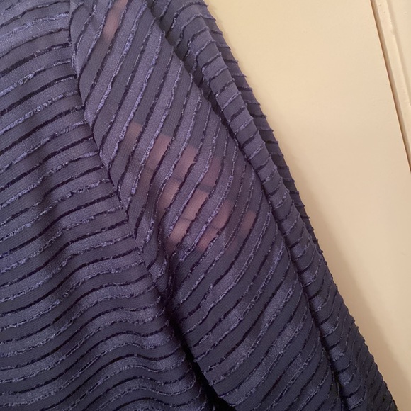 Navy Banana Republic Blouse - Picture 9 of 9